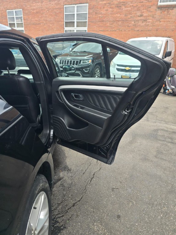 2013 Ford Taurus Image 7