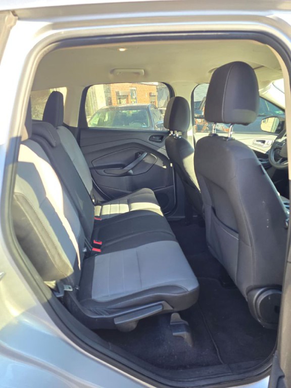 2017 Ford Escape Image 10