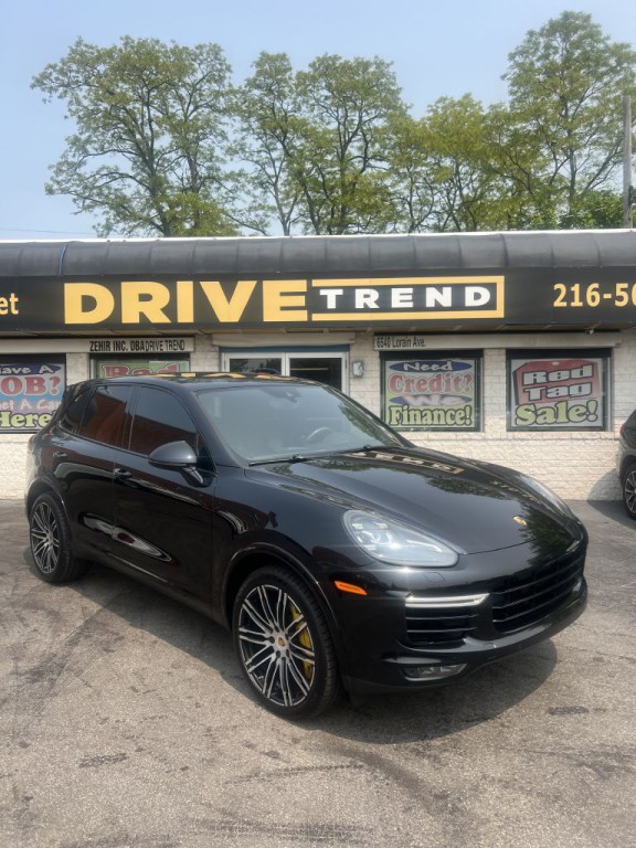 2016 Porsche Cayenne Image 1