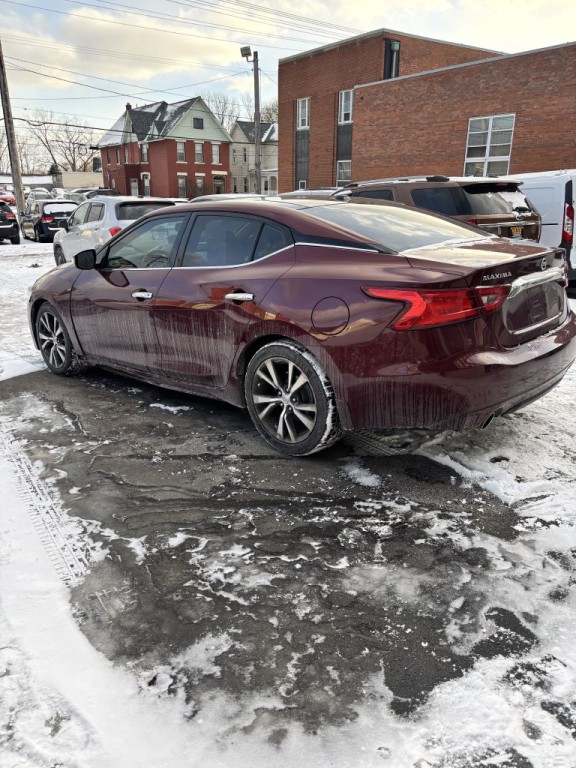 2017 Nissan Maxima Image 6