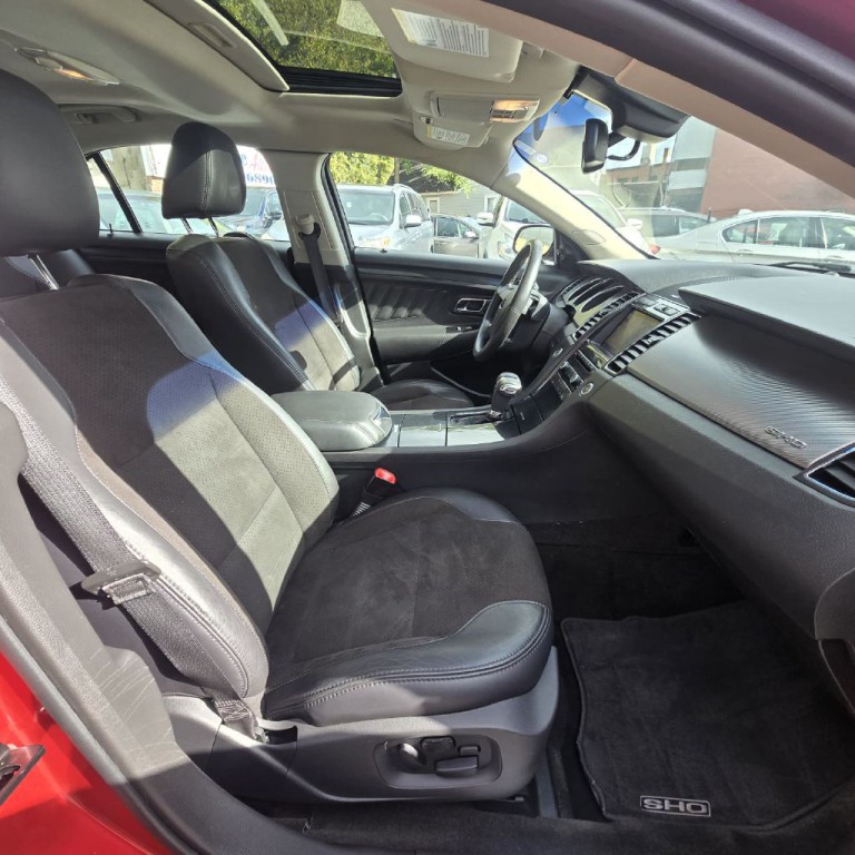 2012 Ford Taurus Image 6