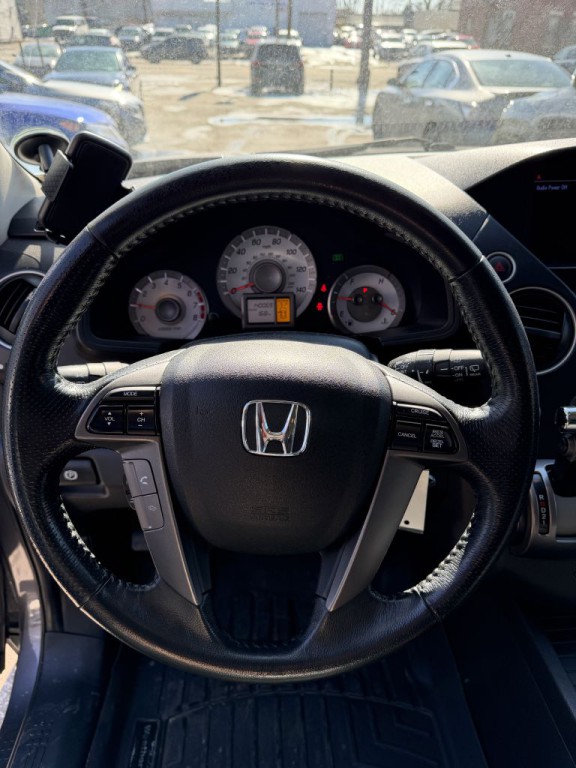 2015 Honda Pilot Image 8