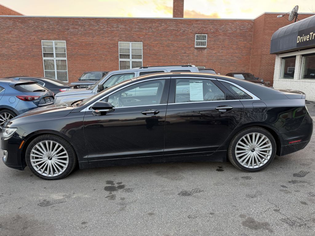 2017 Lincoln MKZ Image 3