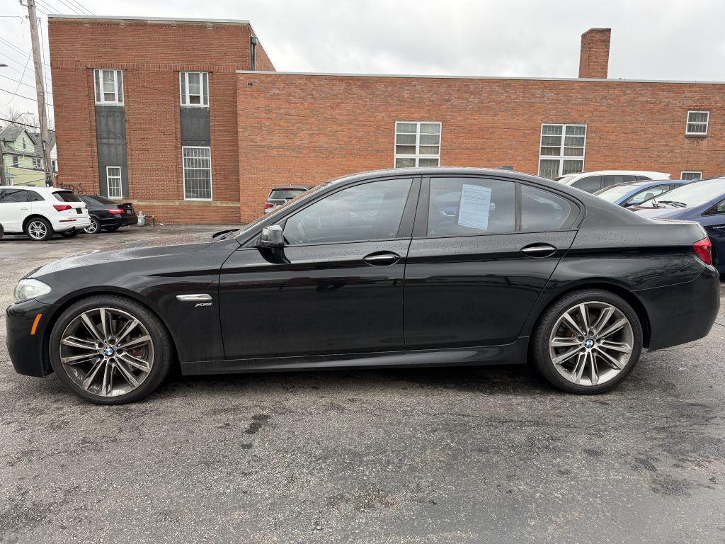 2012 BMW 5 Series Image 3