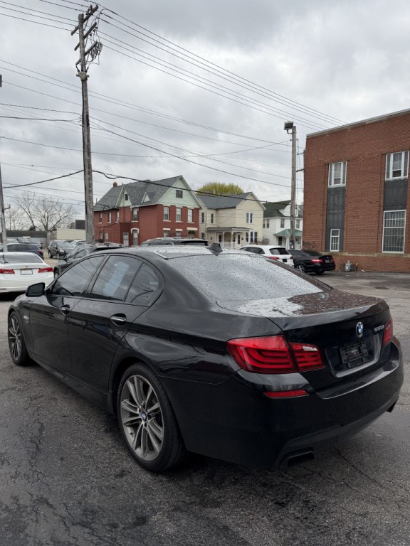 2012 BMW 5 Series Image 7