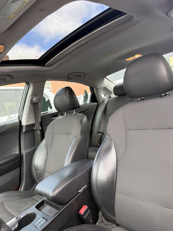 2013 Hyundai Sonata Image 5