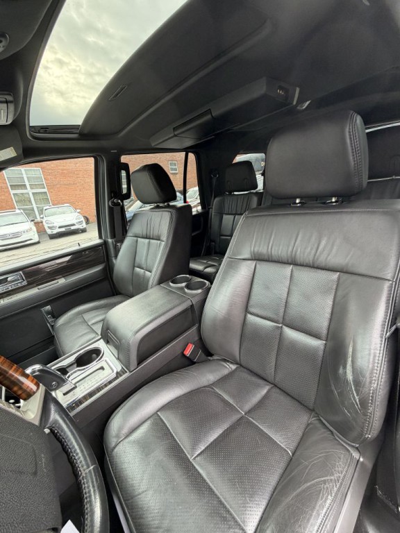 2008 Lincoln Navigator Image 5