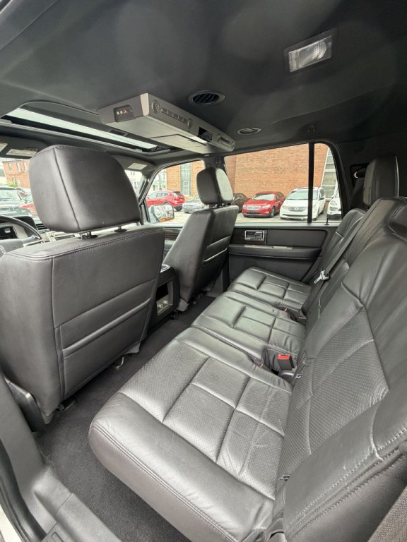 2008 Lincoln Navigator Image 6