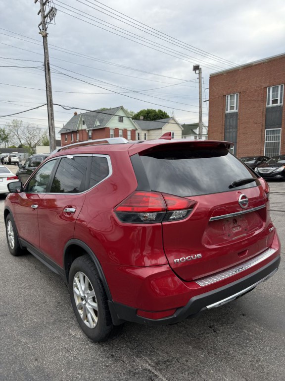 2017 Nissan Rogue Image 4