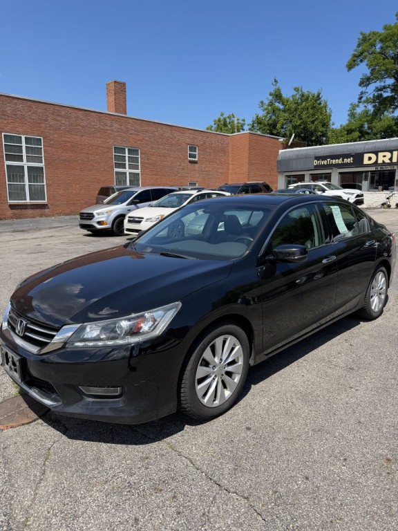 2013 Honda Accord Image 1