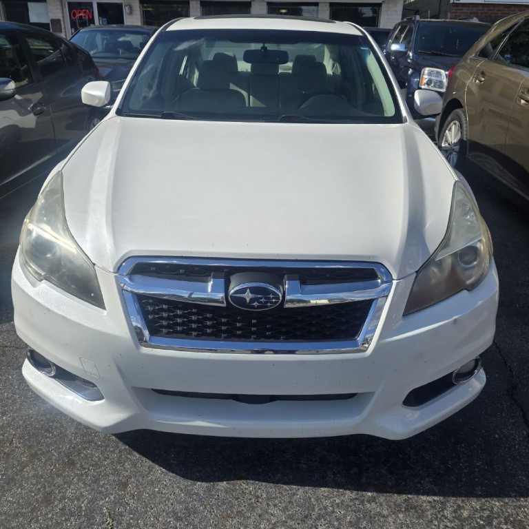 2013 Subaru Legacy Image 2