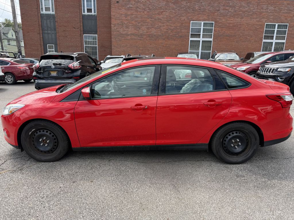 2012 Ford Focus Image 3