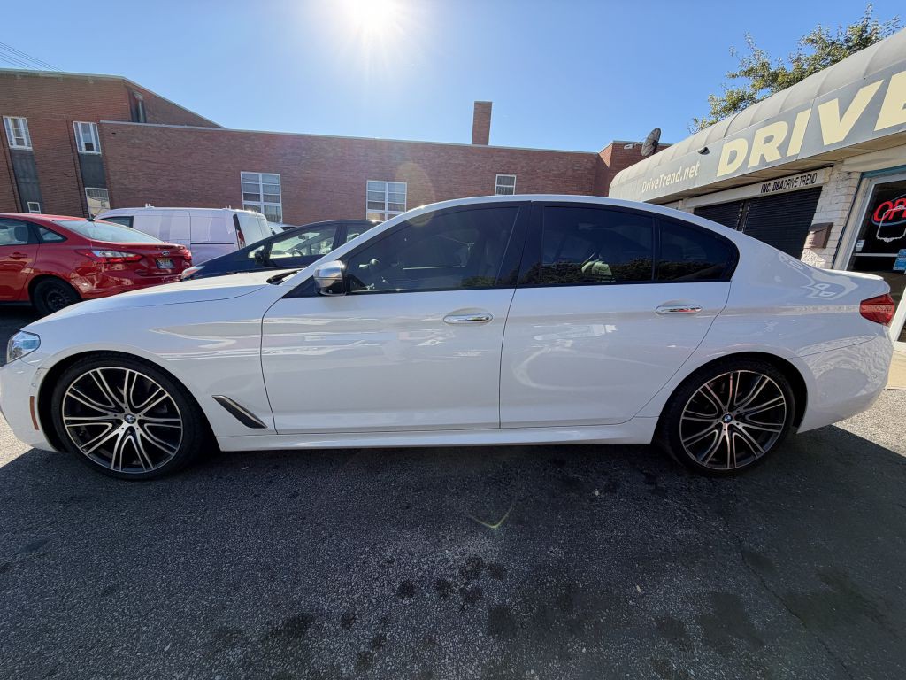 2018 BMW 5 Series Image 3