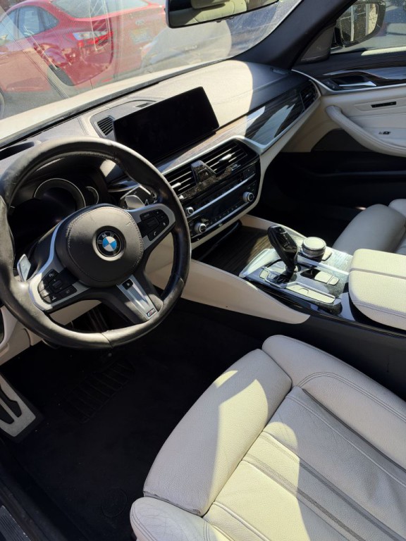 2018 BMW 5 Series Image 4