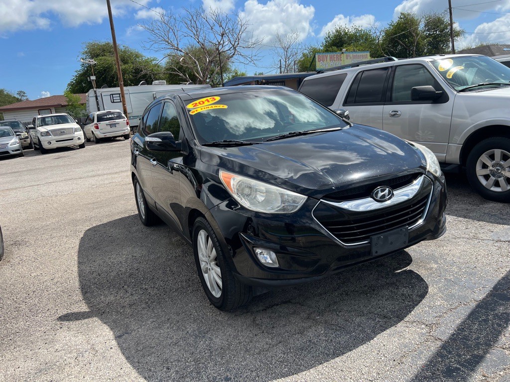 2013 Hyundai Tucson Image 2