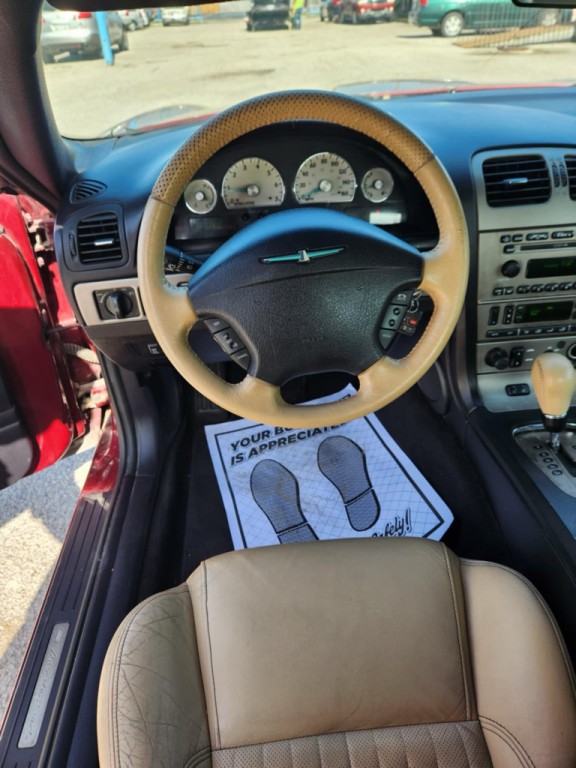 2004 Ford Thunderbird Image 6