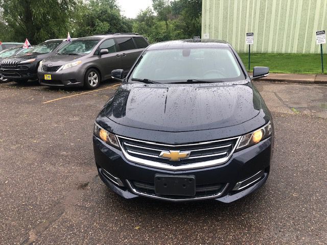 2015 Chevrolet Impala Image 2