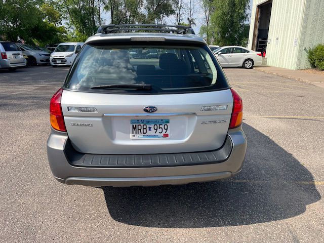 2006 Subaru Outback Image 3