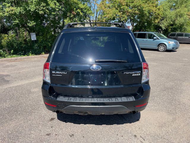 2013 Subaru Forester Image 3