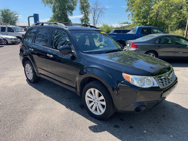 2013 Subaru Forester Image 6
