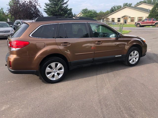 2012 Subaru Outback Image 3