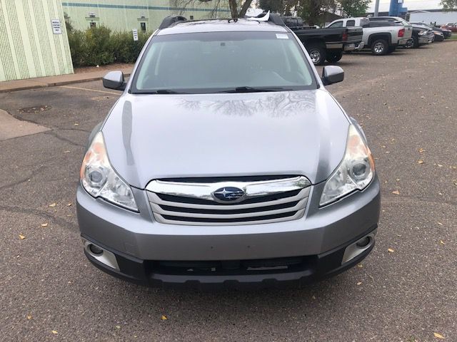 2011 Subaru Outback Image 4