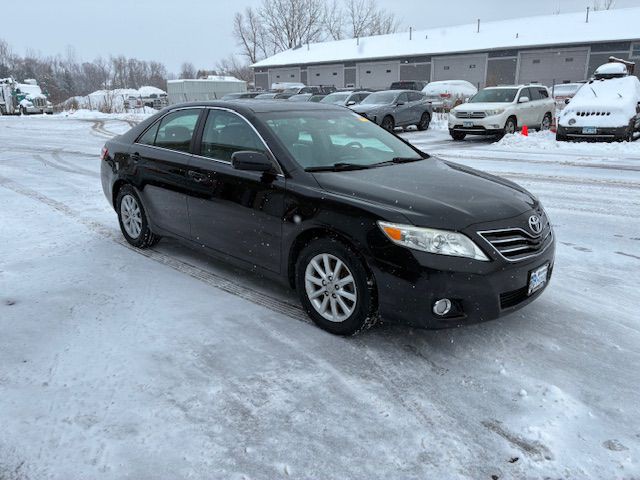 2011 Toyota Camry Image 6