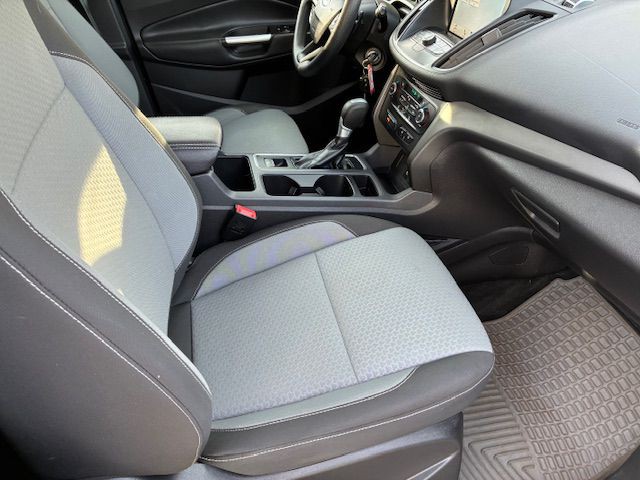 2017 Ford Escape Image 9