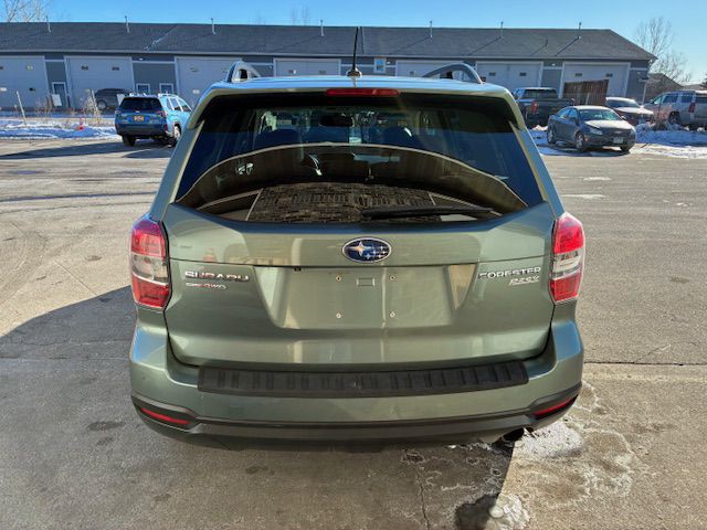 2015 Subaru Forester Image 3