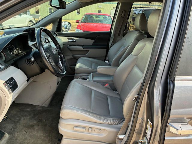 2014 Honda Odyssey Image 12