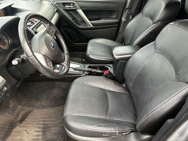 2014 Subaru Forester Image 8