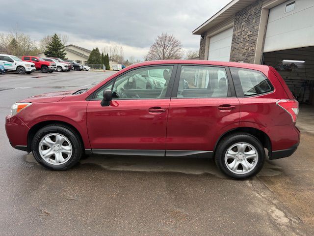 2014 Subaru Forester Image 1