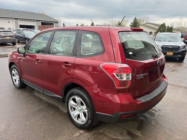 2014 Subaru Forester Image 2