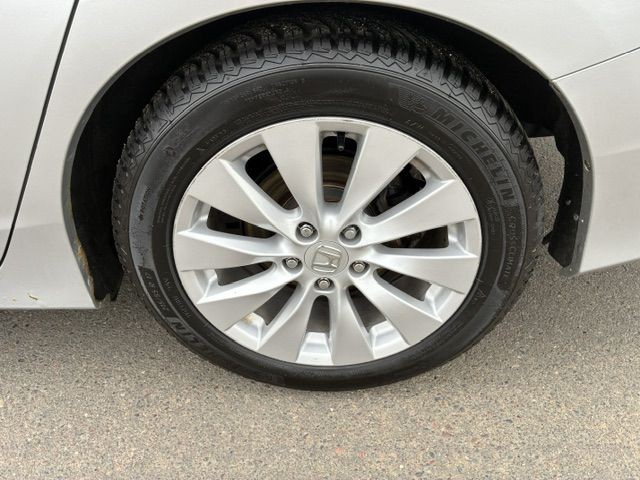 2014 Honda Accord Image 9