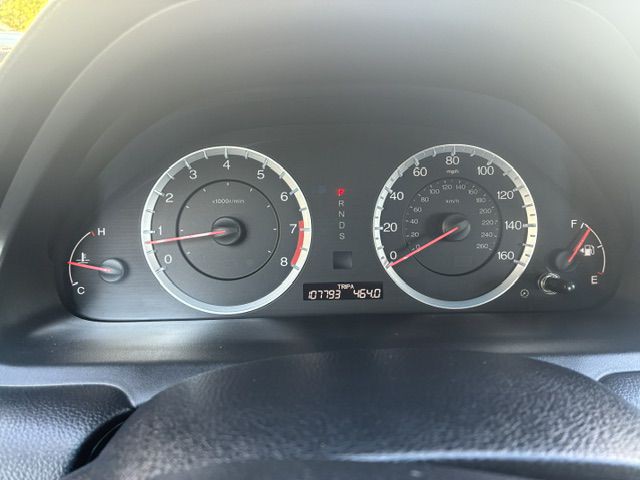 2011 Honda Accord Image 6