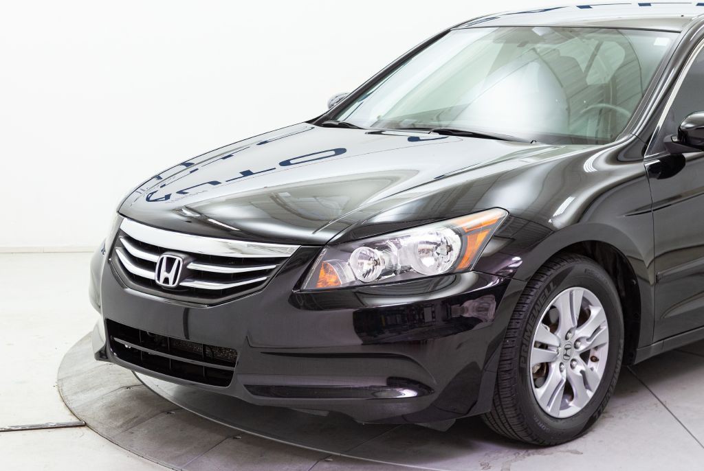 2012 Honda Accord Image 9