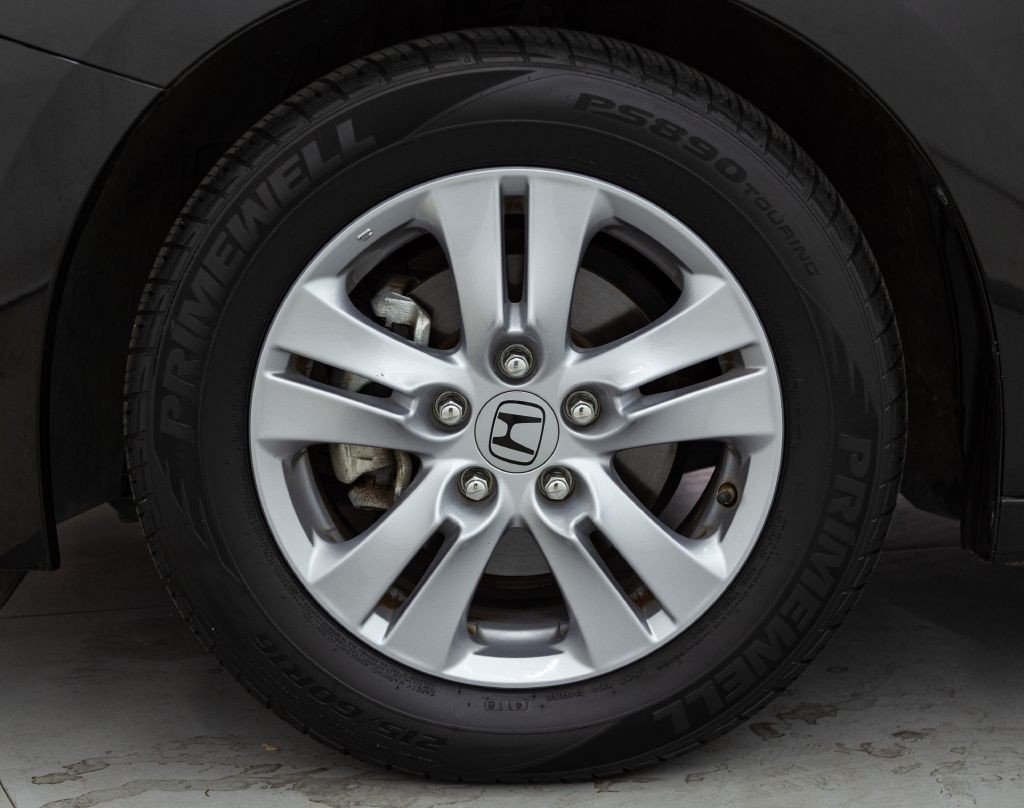 2012 Honda Accord Image 15