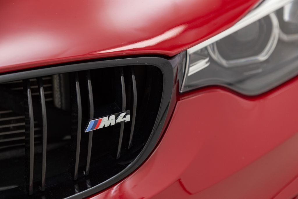 2020 BMW M4 Image 10