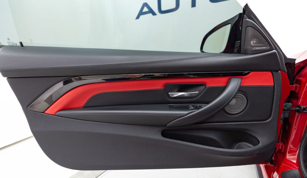 2020 BMW M4 Image 35