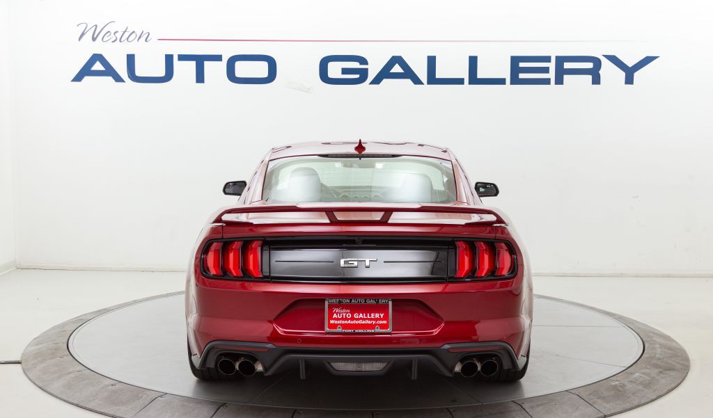 2020 Ford Mustang Image 4