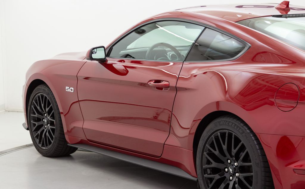 2020 Ford Mustang Image 11
