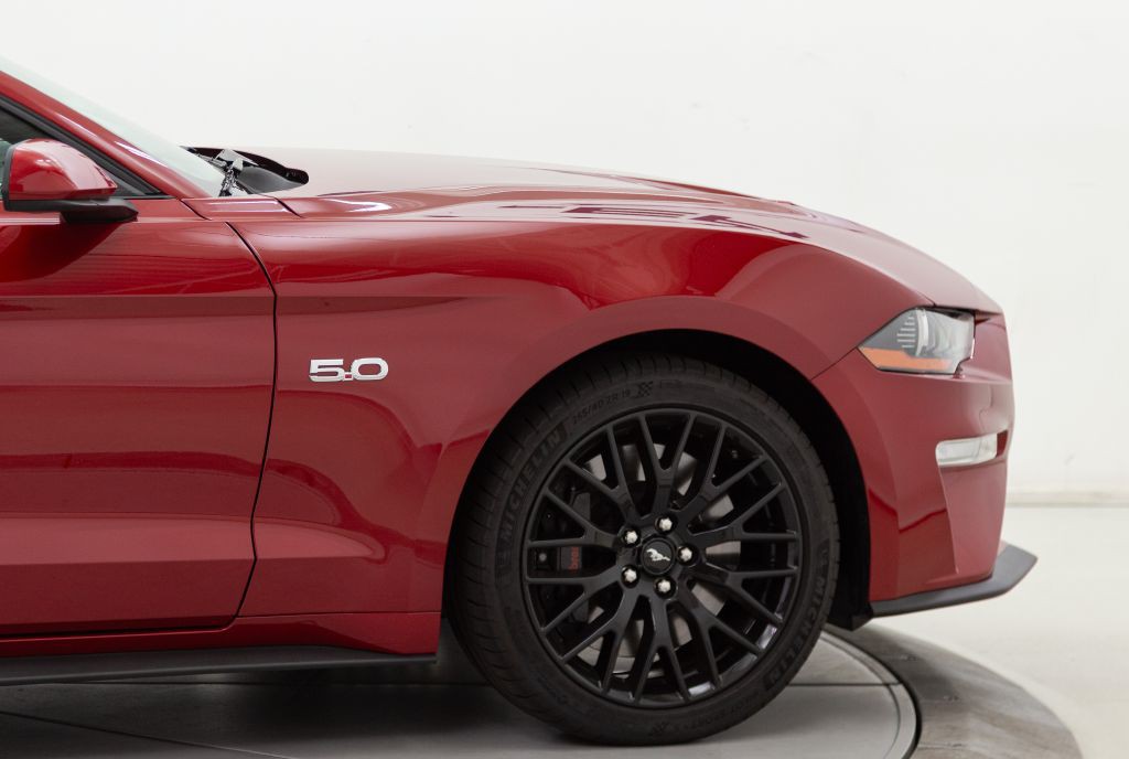 2020 Ford Mustang Image 17