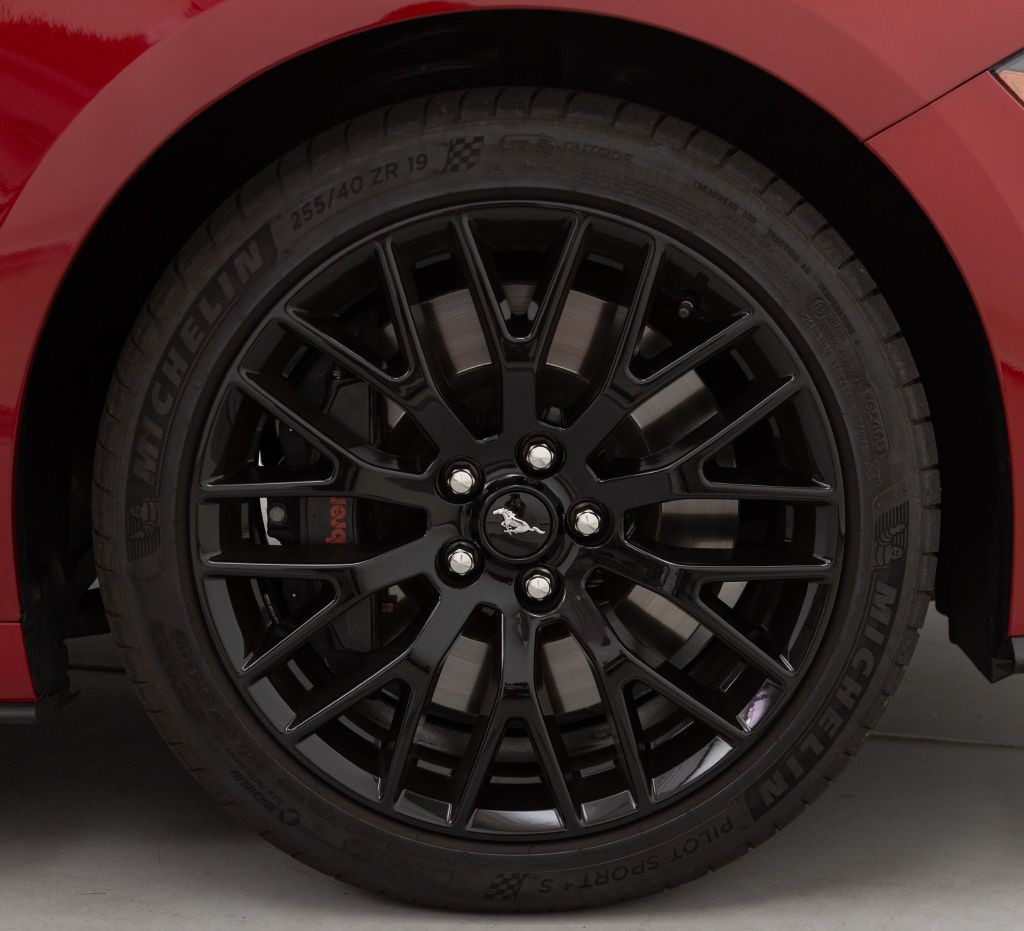 2020 Ford Mustang Image 22