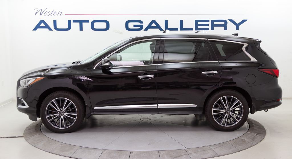 2017 INFINITI QX60 Image 2