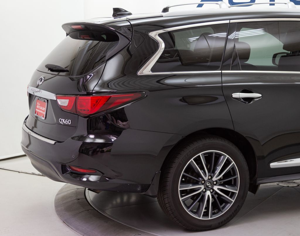 2017 INFINITI QX60 Image 15