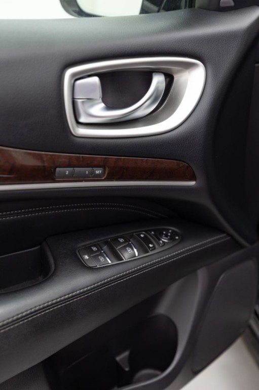 2017 INFINITI QX60 Image 28