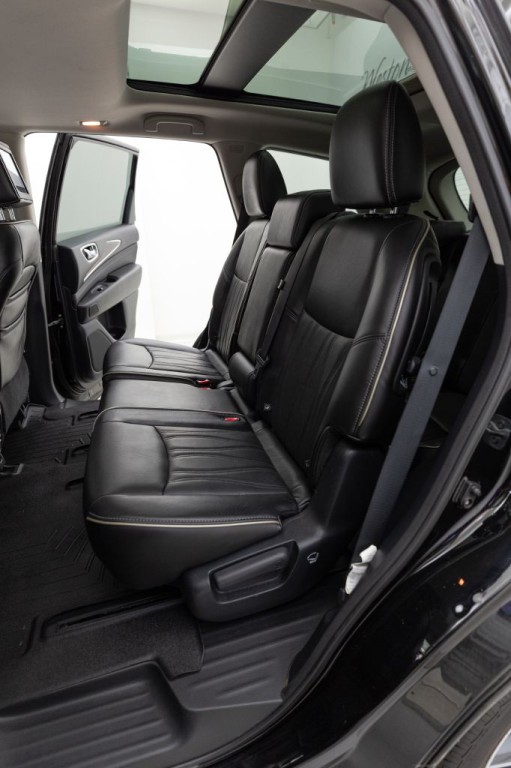 2017 INFINITI QX60 Image 39
