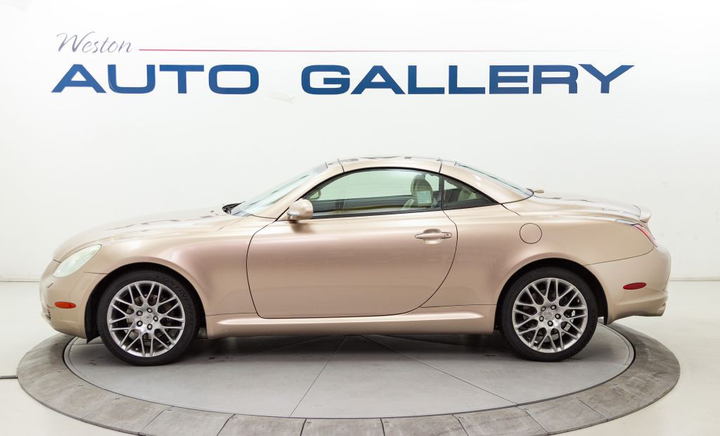 2005 Lexus SC Image 2