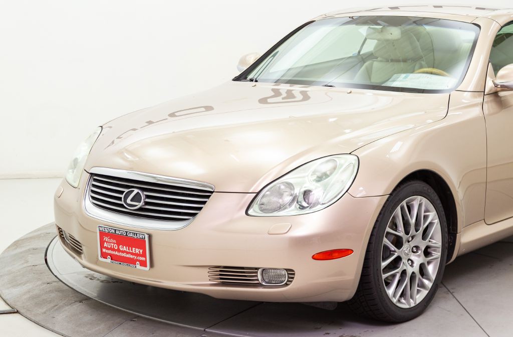 2005 Lexus SC Image 9