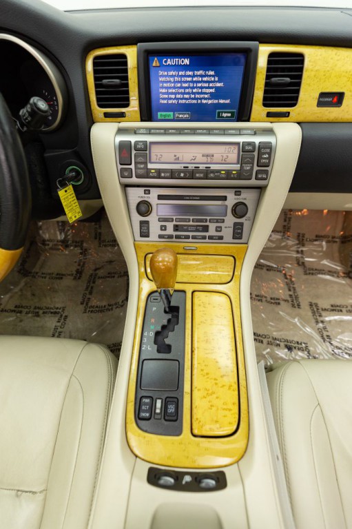 2005 Lexus SC Image 39